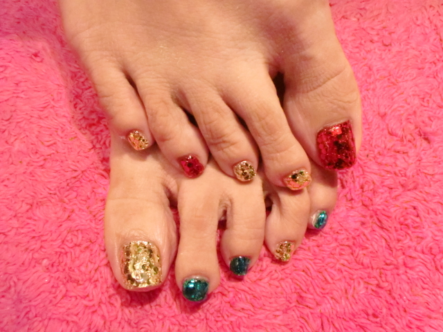 こんにちは★大人気のシャンティネイルです★