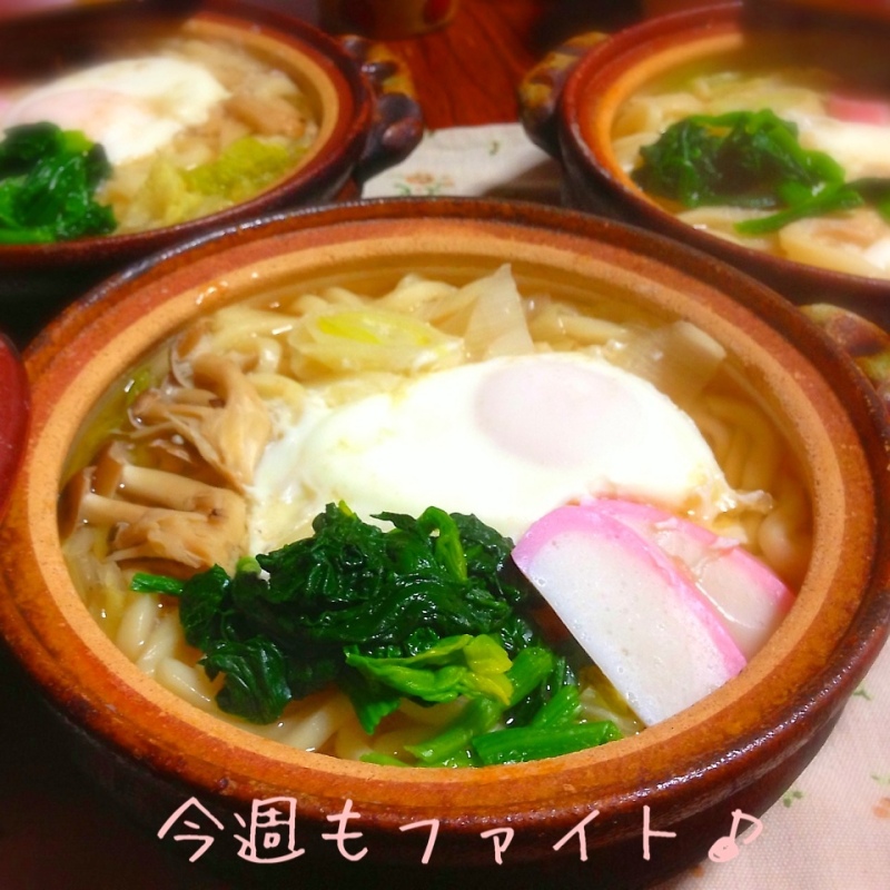 朝から鍋焼きうどん