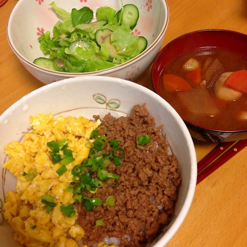 そぼろ丼
