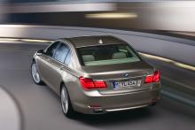 次期BMW7シリーズの写真公開