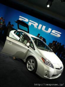 自動車・バイク専門情報サイト『クルマ・バイクのアドバイザーPRO』のブログ-殺伐すぎる！新型プリウス発表の瞬間