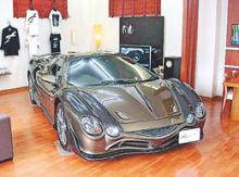 光岡自動車「オロチ」