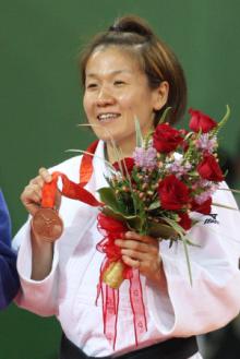 「これからは主婦をしたい」…銅メダルの谷亮子