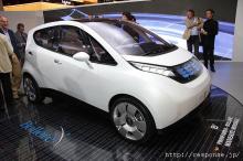 ピニンファリーナの電気自動車『Bゼロ』を発表
