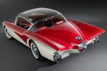 GM、歴代の名車たちを一斉公開