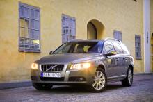 ボルボが値上げを発表