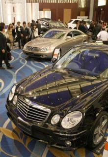 高級車の販売が“急ブレーキ”、そのワケとは？